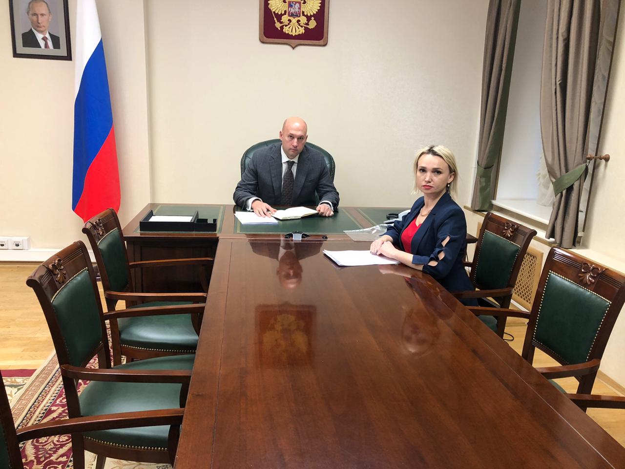 Руководитель Государственной инспекции труда в городе Санкт-Петербурге рассмотрел обращения граждан по поручению  Президента Российской Федерации