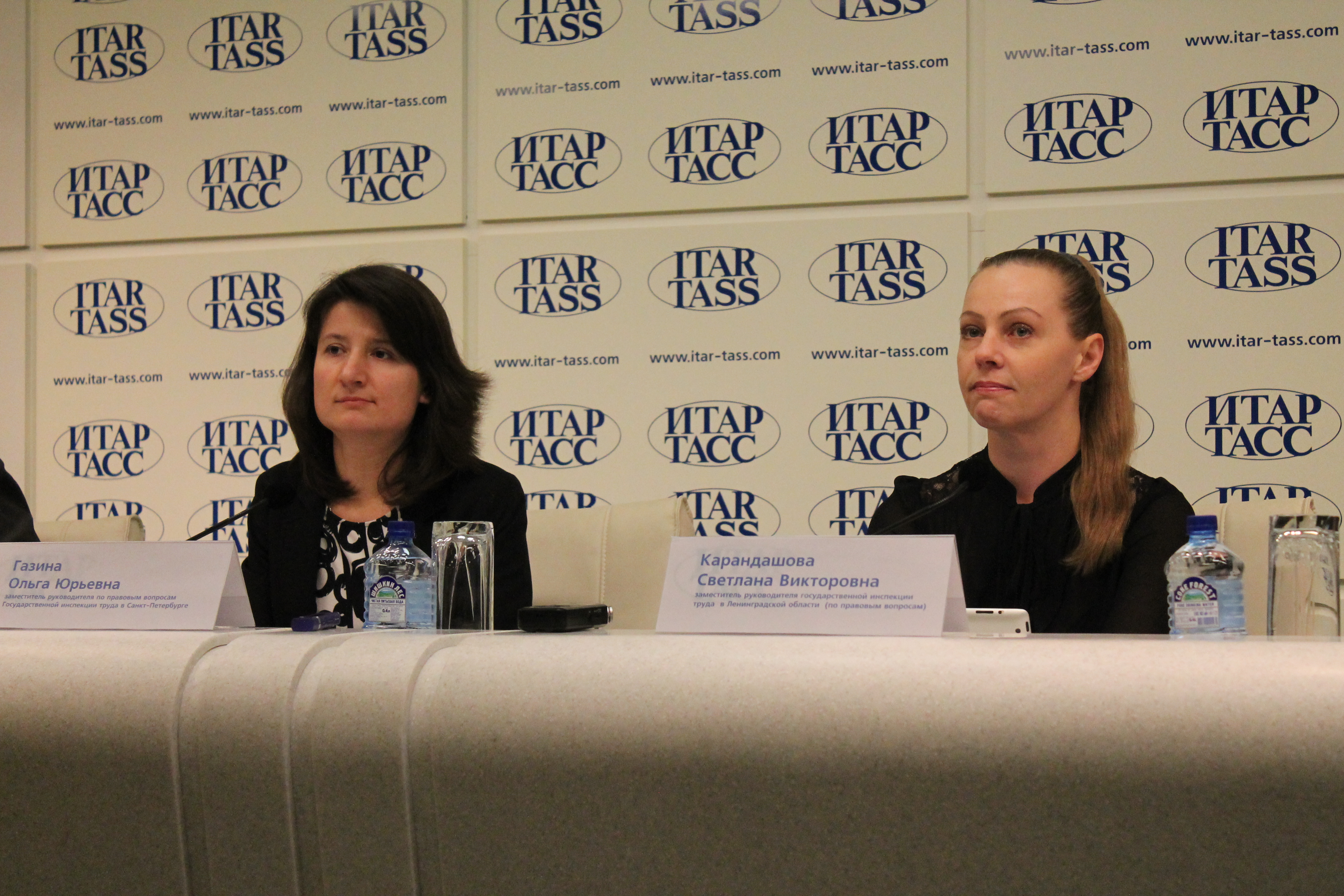 12.03.2015г. в информационном агенистве России "ТАСС" состоялась пресс-конференция, посвященная уровню заработной платы и задолженности перед работниками организаций в Санкт-Петербурге и Ленинградской области.