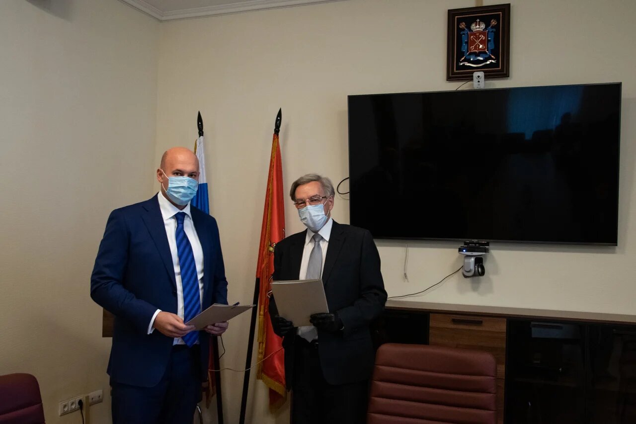 Подписано Соглашение о сотрудничестве и совместной деятельности Уполномоченного по правам человека в Санкт-Петербурге и Государственной инспекции труда в городе Санкт-Петербурге в сфере защиты трудовых прав