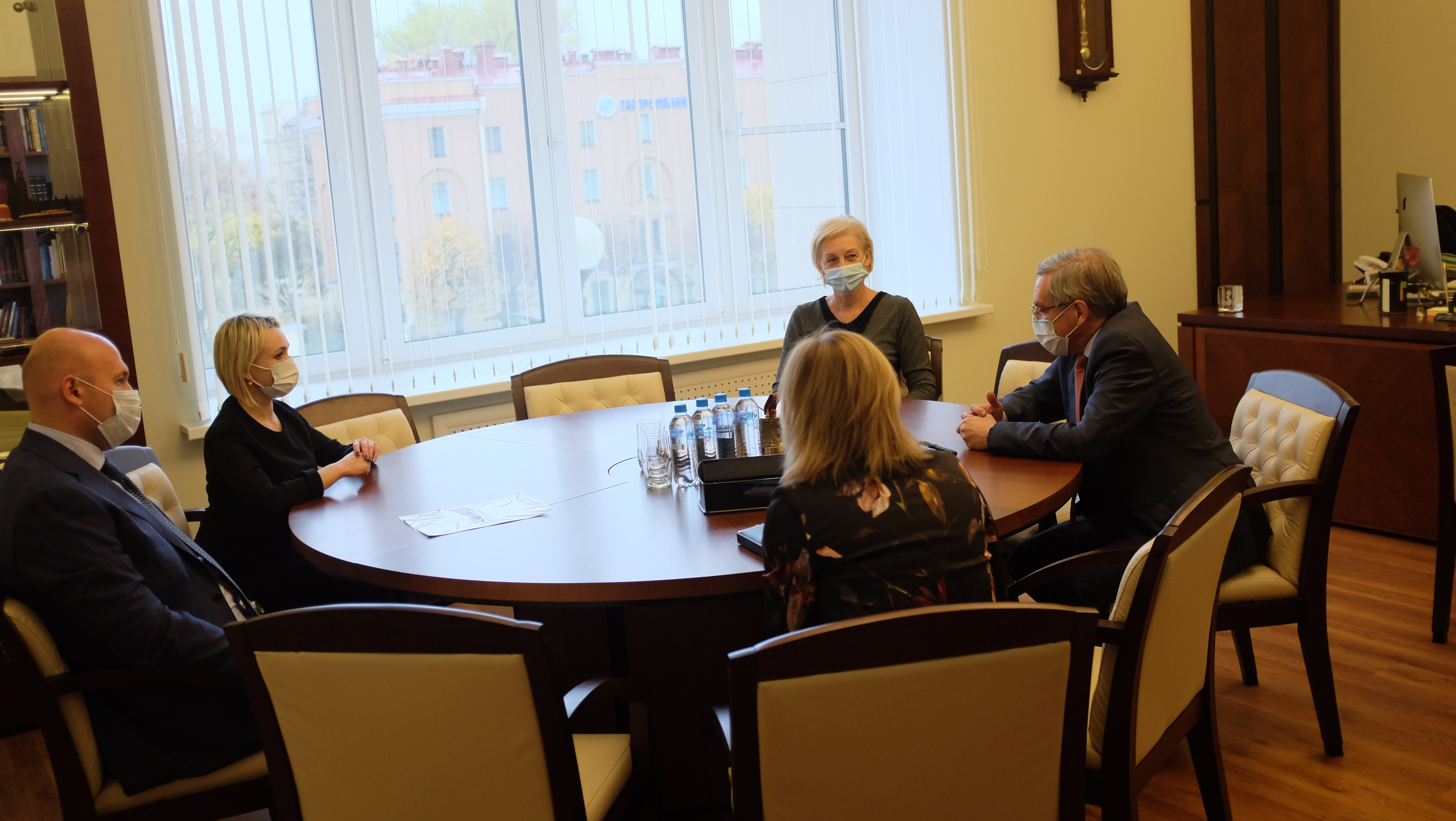 Руководитель Государственной инспекции труда в городе Санкт-Петербурге обсудил с Уполномоченным по правам человека в Санкт-Петербурге ситуацию с обеспечением прав работников в условиях пандемии