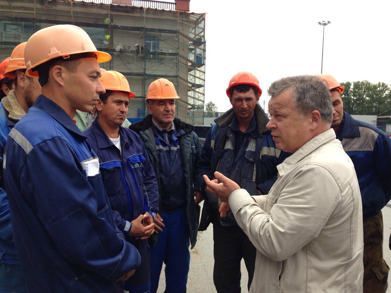 Государственной инспекцией труда в городе Санкт-Петербурге проводится внеплановая проверка генерального подрядчика строительства стадиона «Зенит-Арена» ООО «Инжиниринговая корпорация «Трансстрой-СПб».