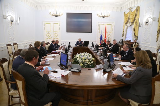 В Санкт-Петербурге состоялось заседание Комиссии по обеспечению устойчивого развития экономики и социальной стабильности города.